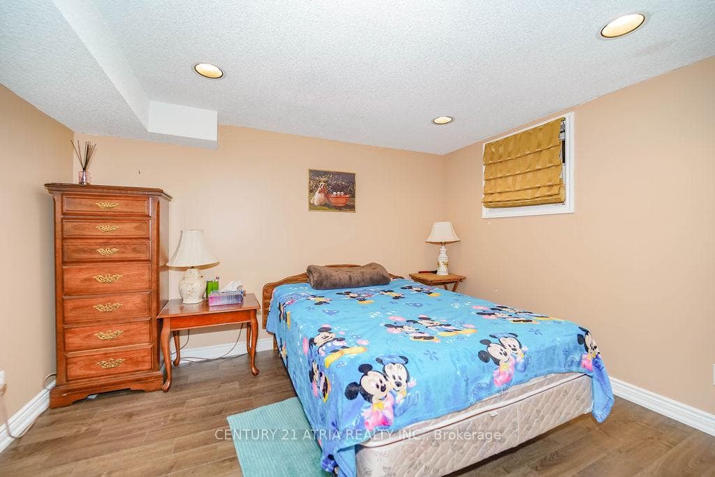 35 Grovepark Street photo 36