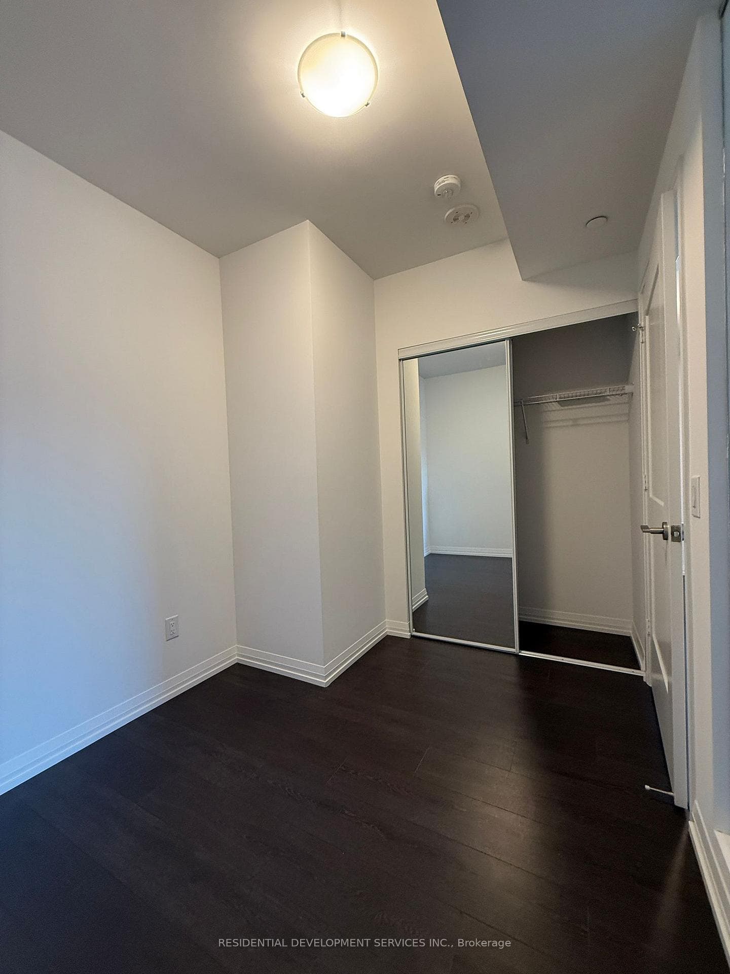 28 Widmer Street Unit 2827 photo 4