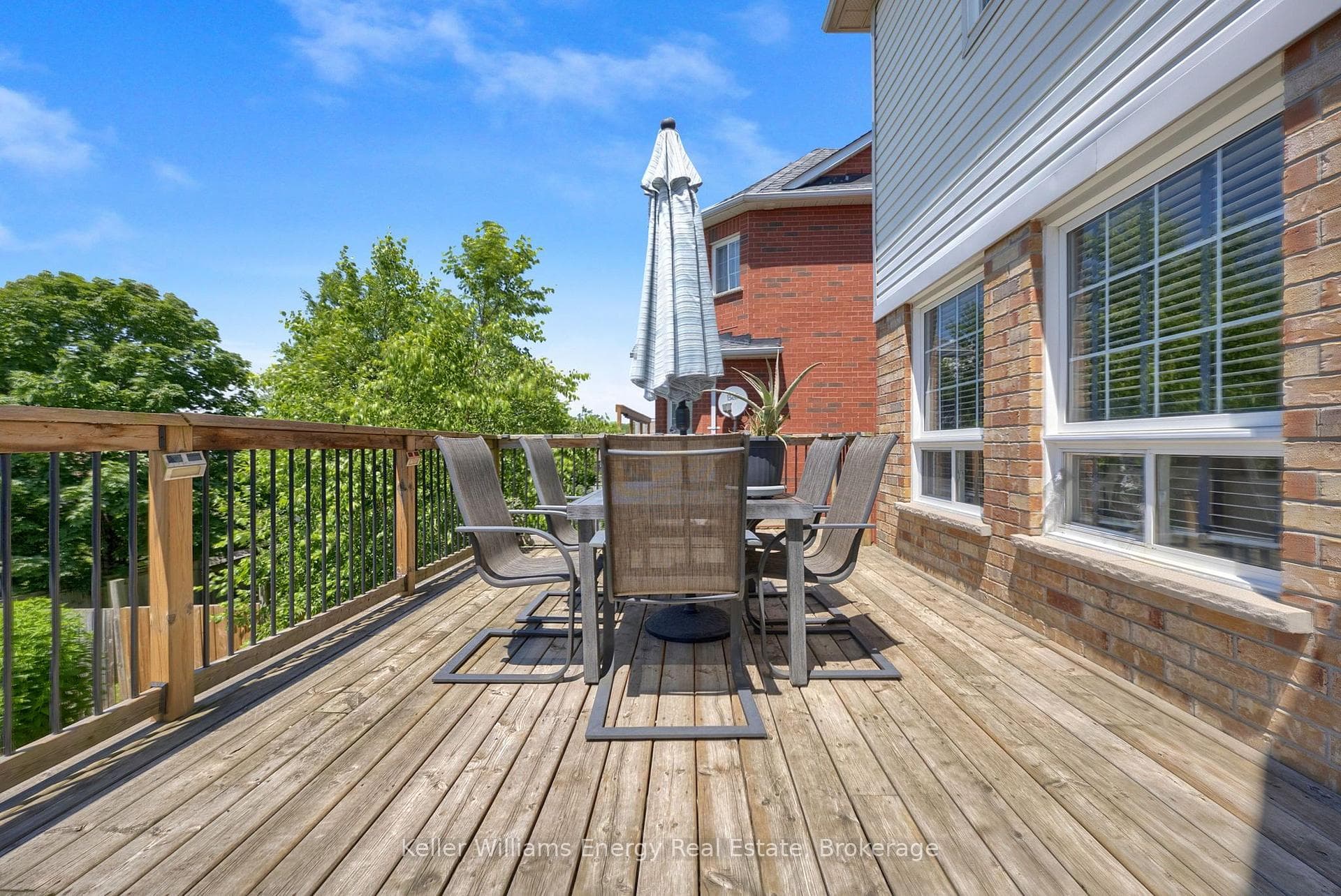 1502 Clearbrook Drive photo 15