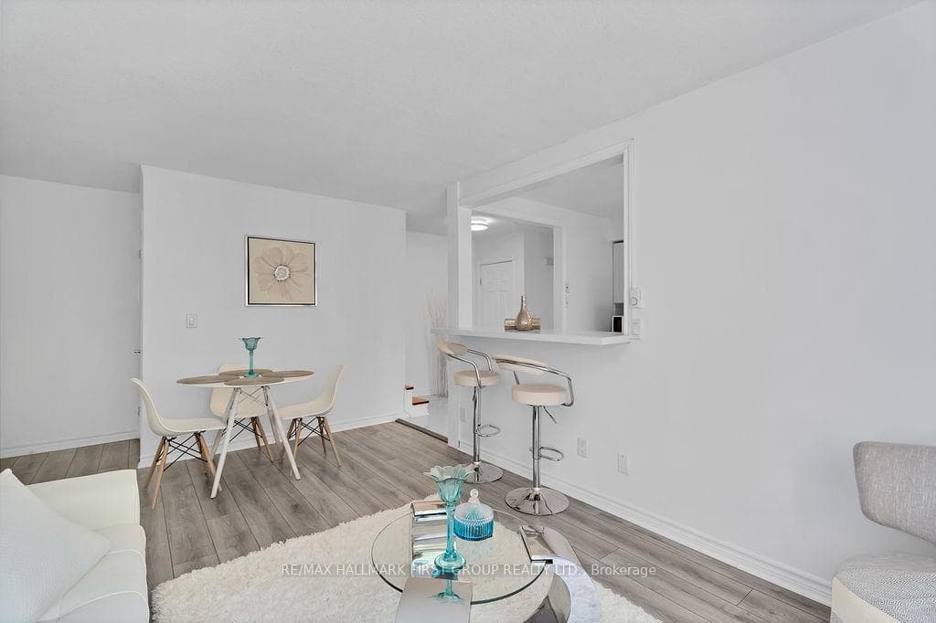 506 Normandy Street Unit 14 photo 15