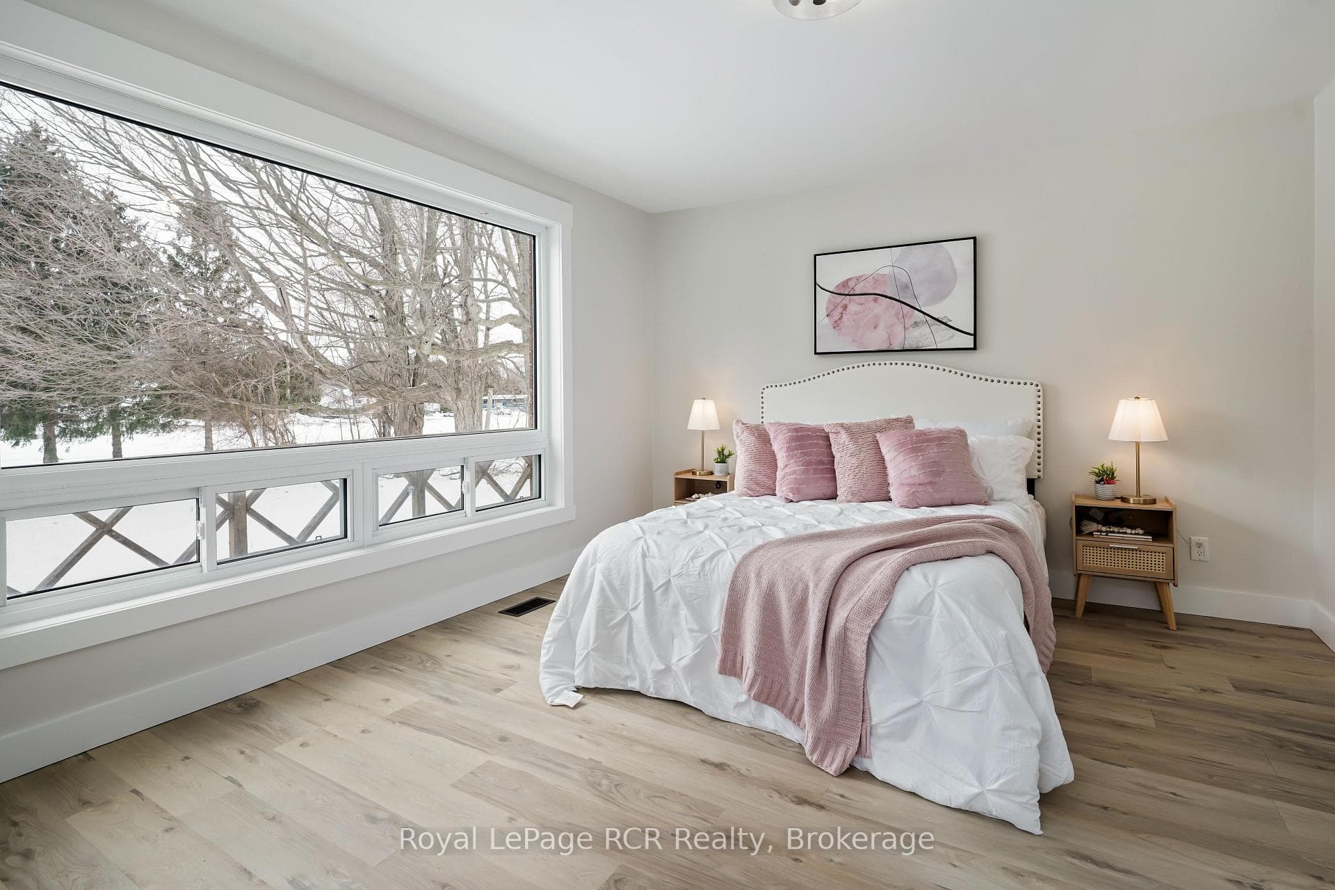 221 Queen Street photo 28