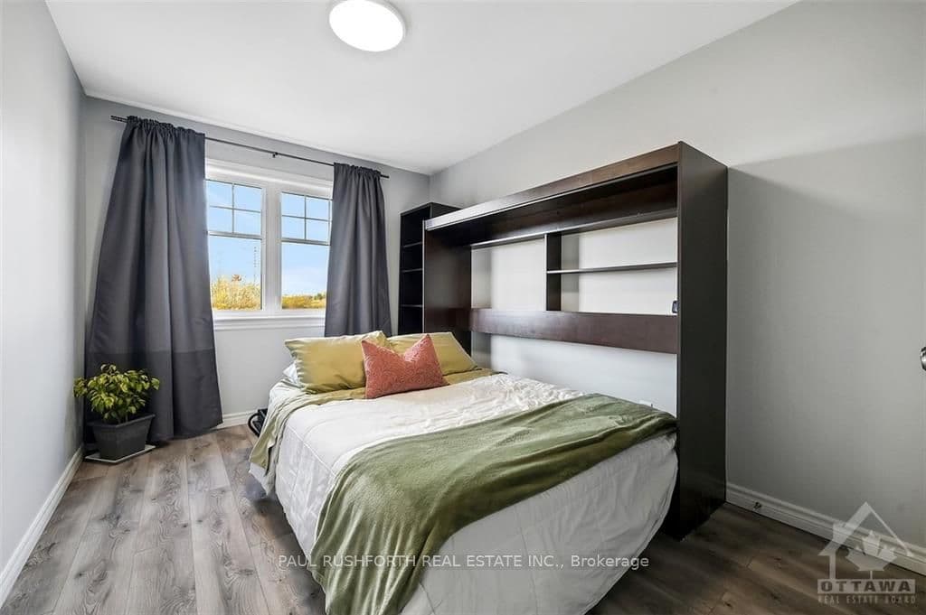 391 GERRY LALONDE Drive photo 21