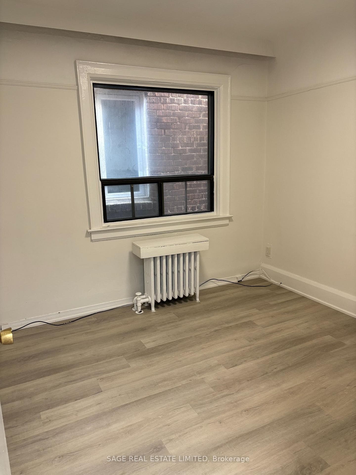 397A Vaughan Road Unit 2nd photo 10