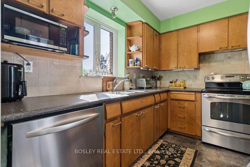 31 Rosedale Road Unit 303 photo 18