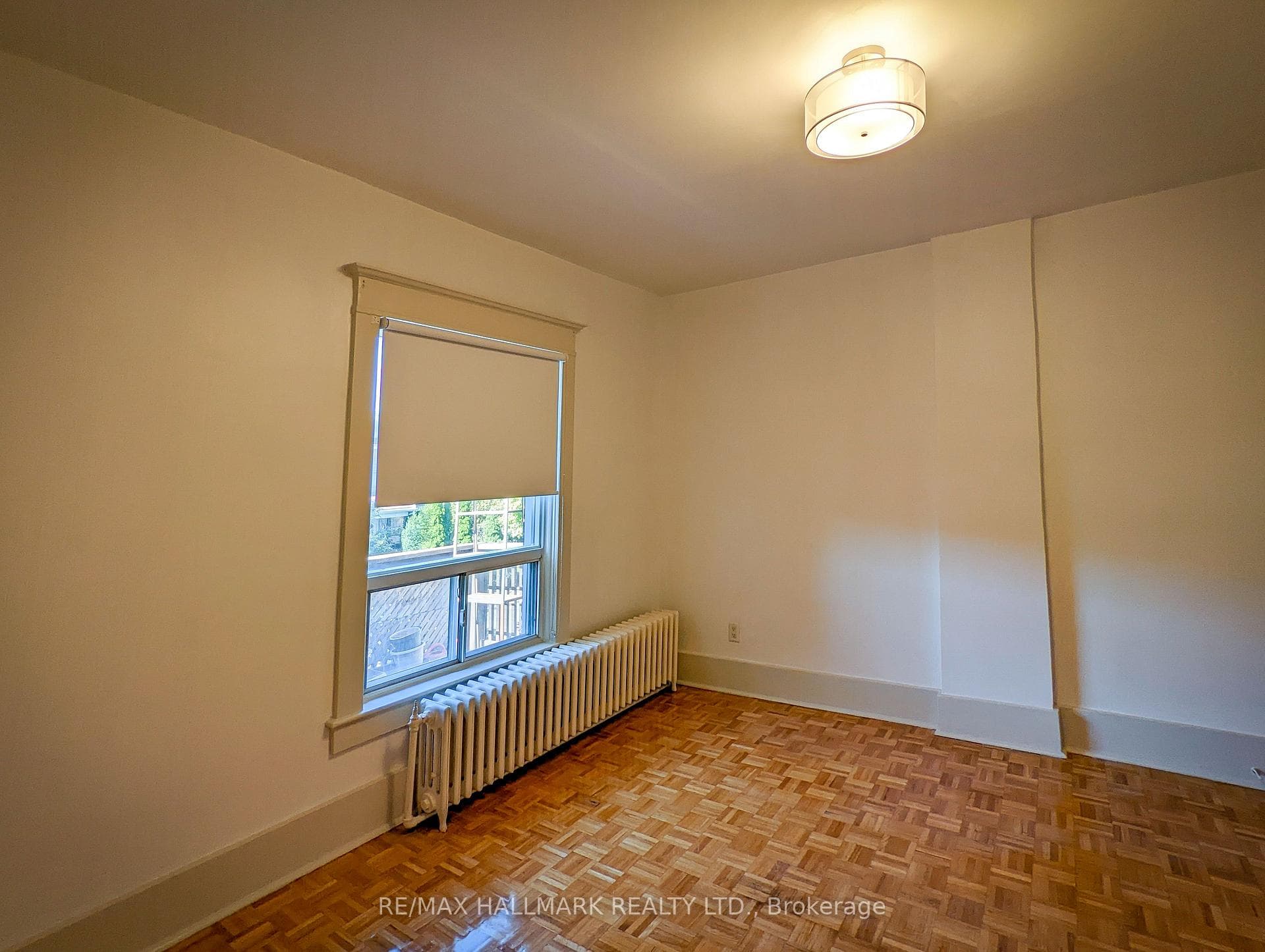 371 St Clarens Avenue Unit 2nd Floor photo 8