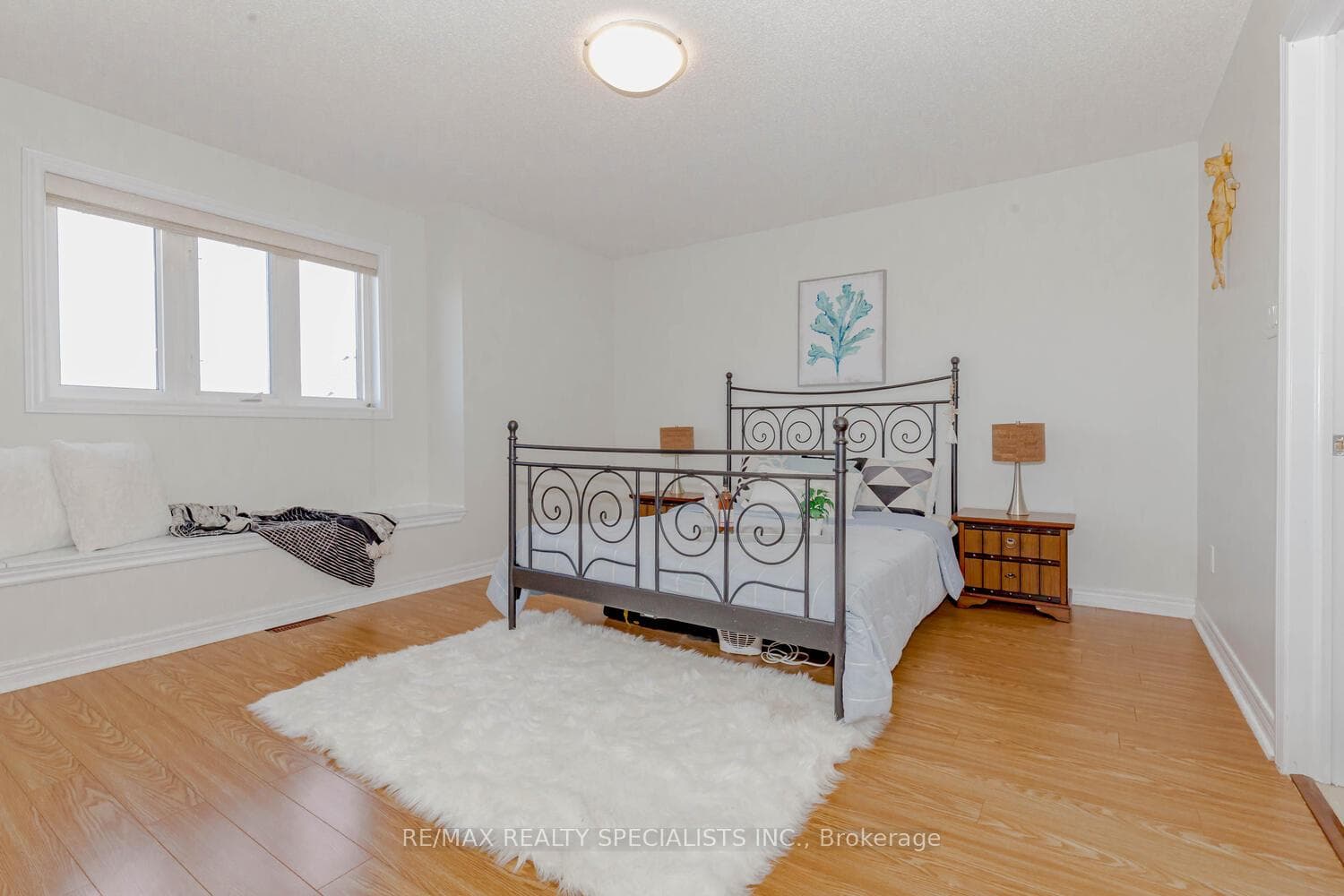 809 Othello Court photo 22