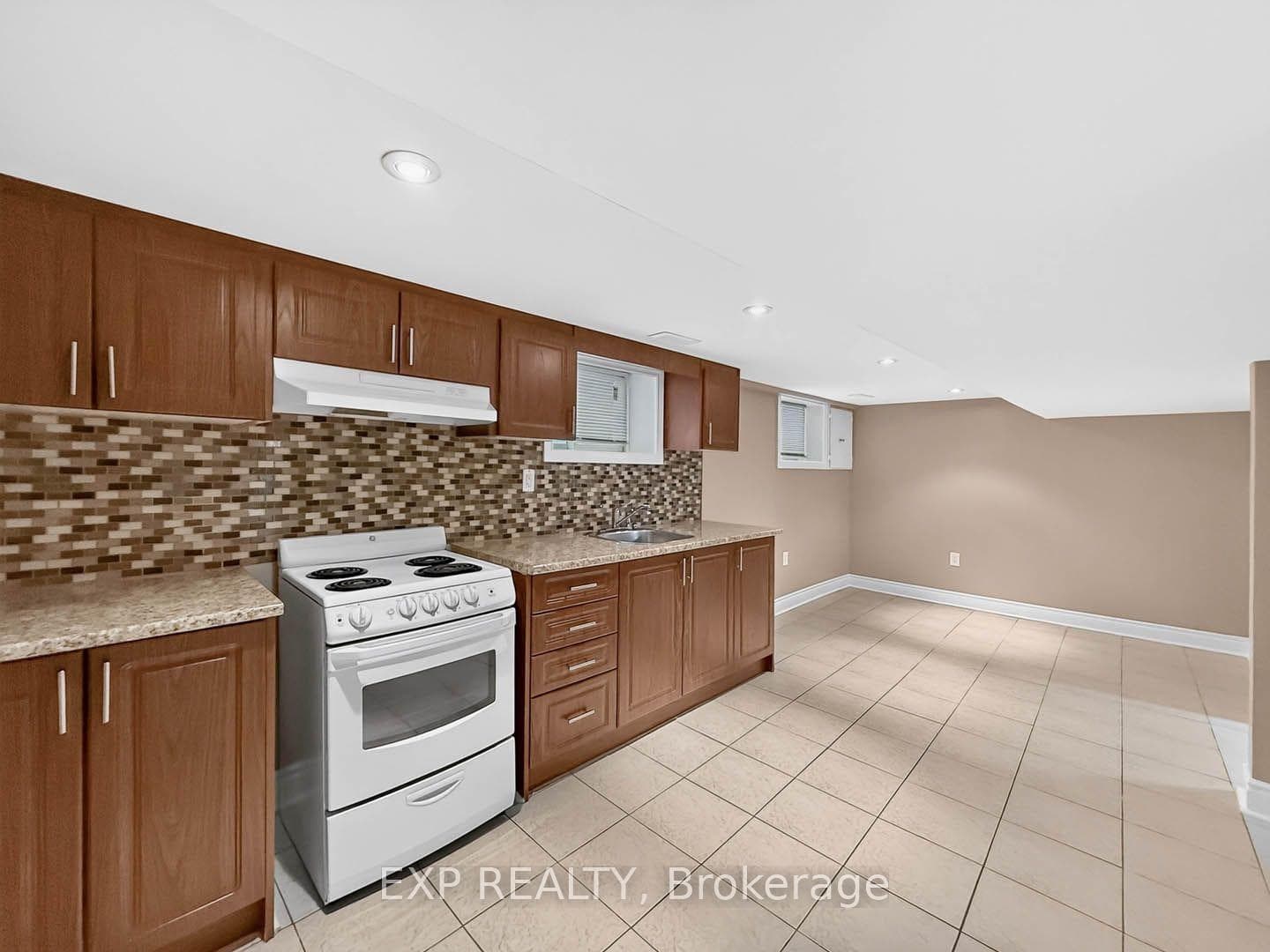 57 Weir Street photo 25