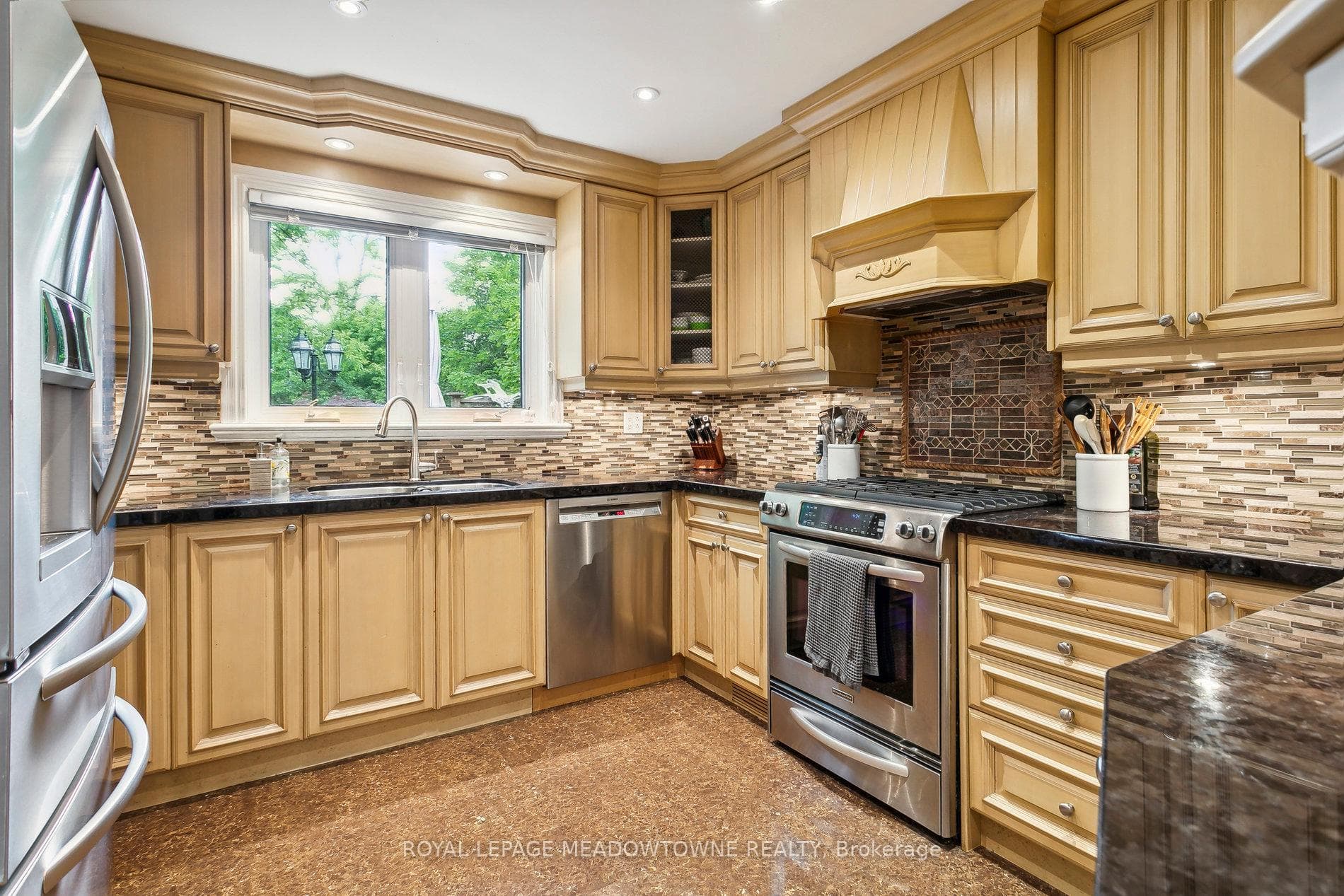 2189 Buttonbush Crescent photo 18
