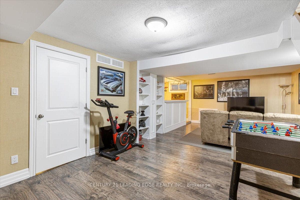 69 PARKINSON Road photo 22