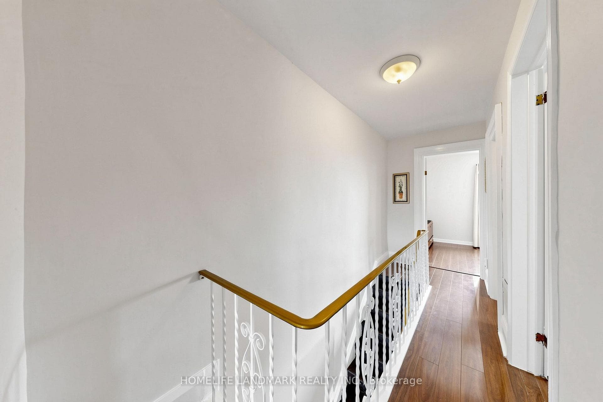 484 Glenholme Avenue photo 24