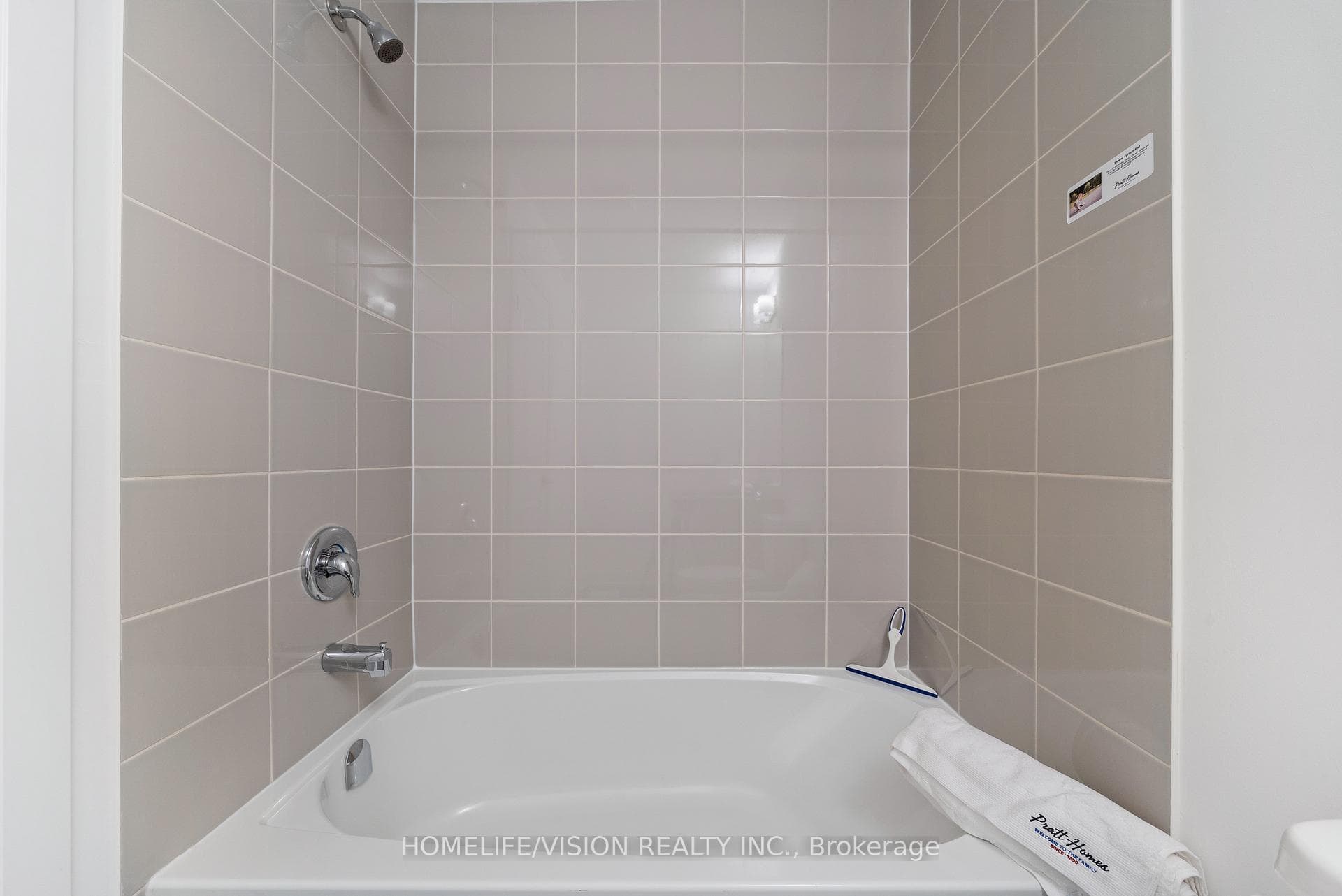 151 Gateland Drive photo 16
