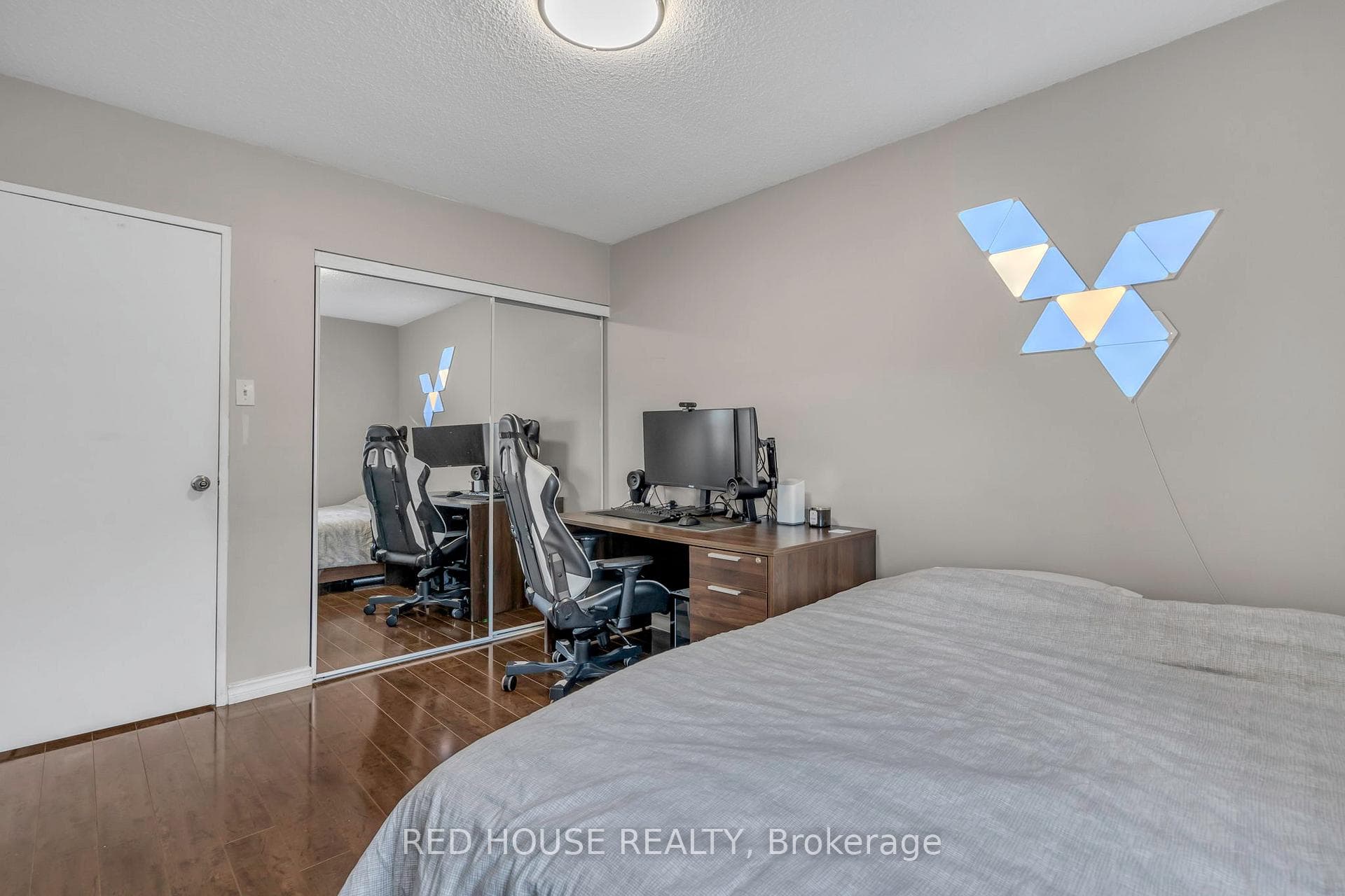 1210 Radom Street Unit 702 photo 24