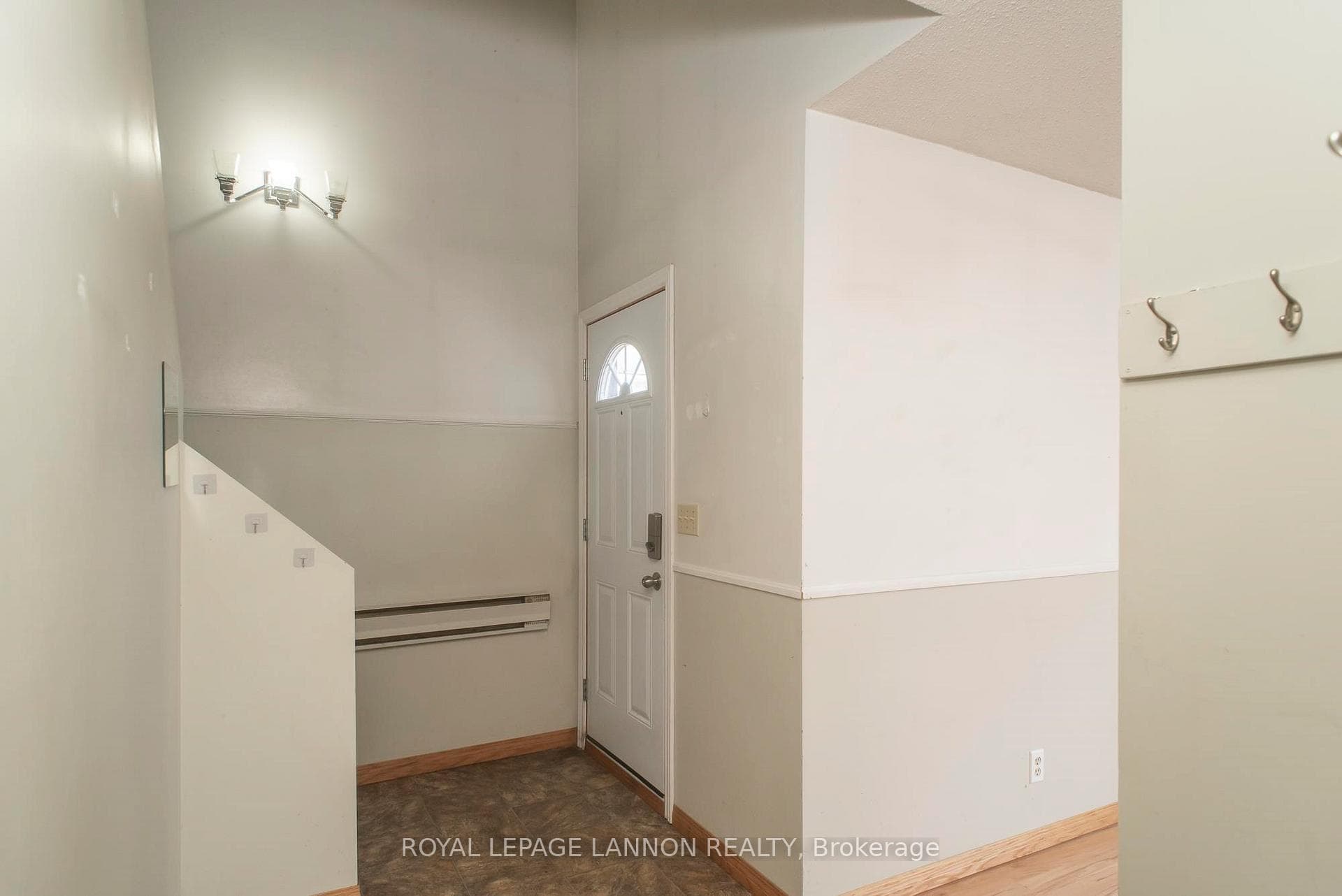 566 Nobel Road photo 4
