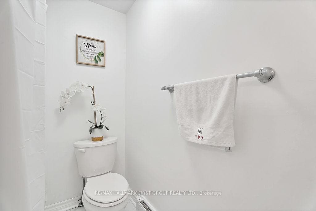 506 Normandy Street Unit 14 photo 21