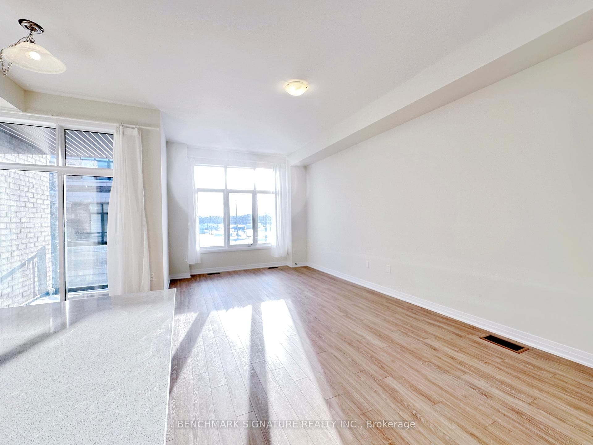 22 Millman Lane photo 4