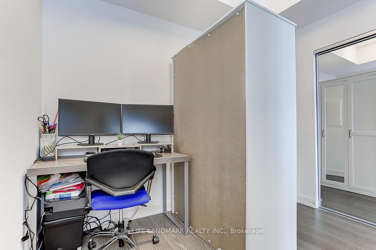 11 Wellesley Street Unit 5909 photo 16