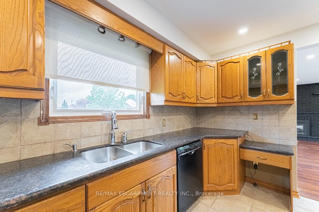 1327 Highway 8 N/A photo 7