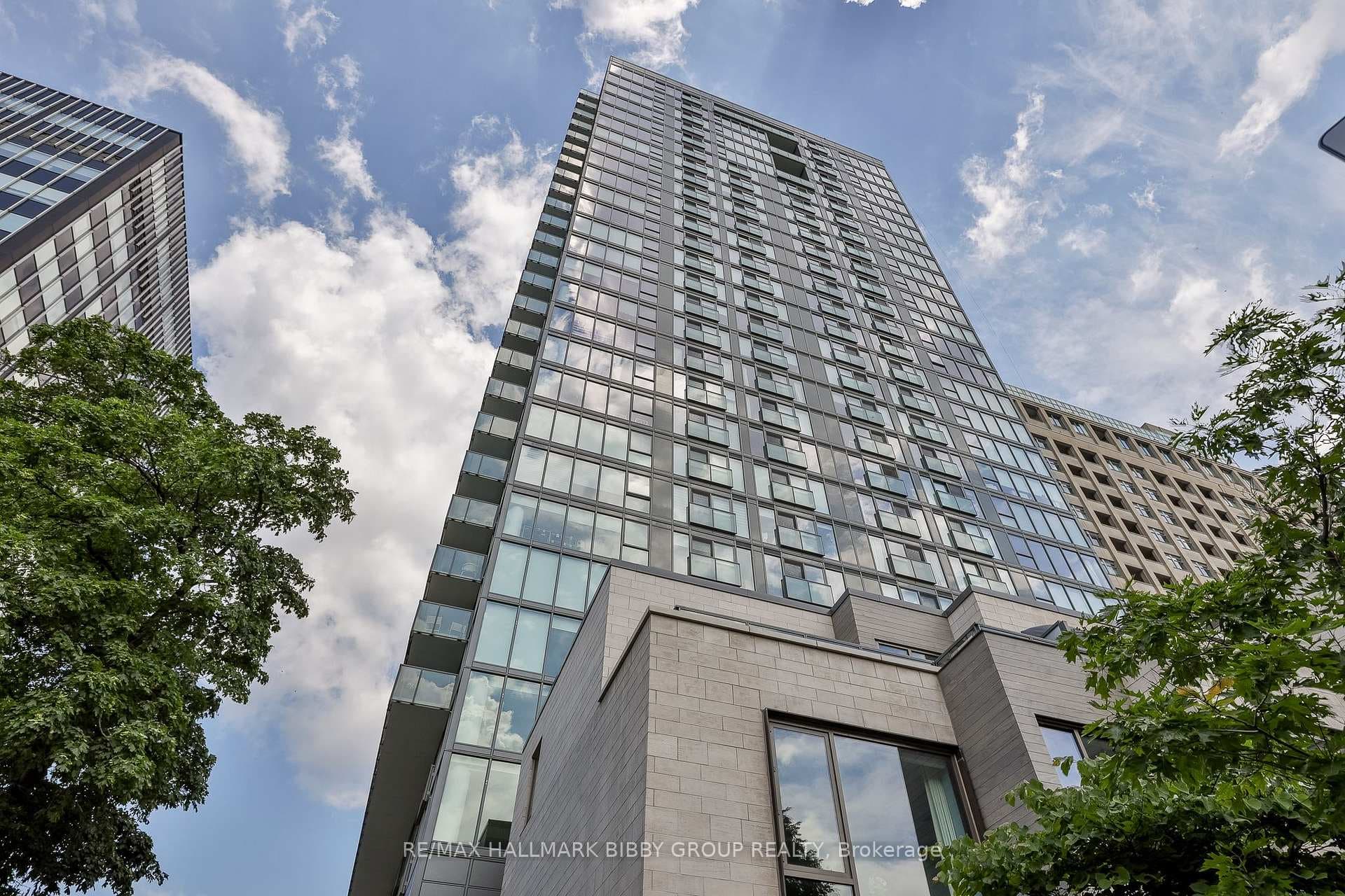 99 Foxbar Road Unit 1808 photo 33
