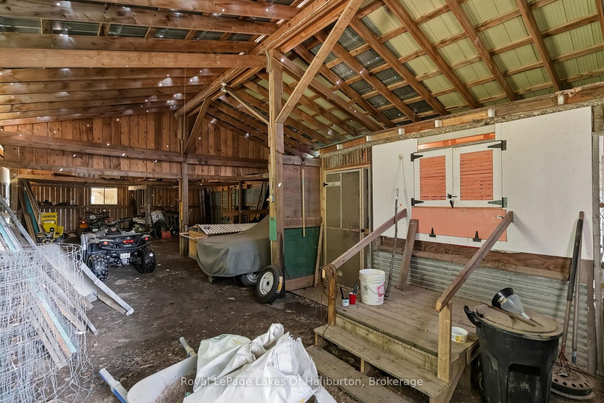 1329 Gelert Road photo 27