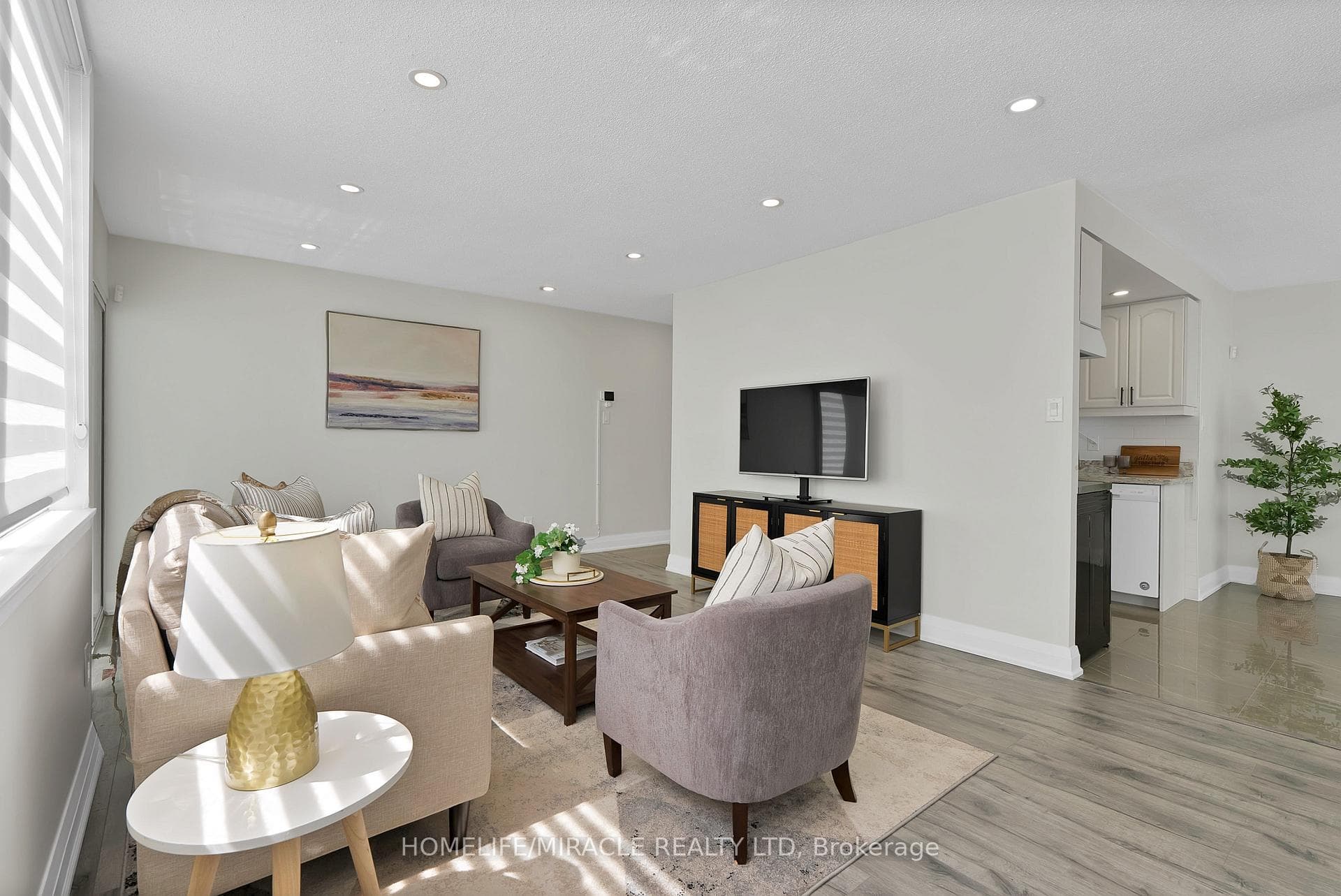 350 Webb Drive Unit 112 photo 8