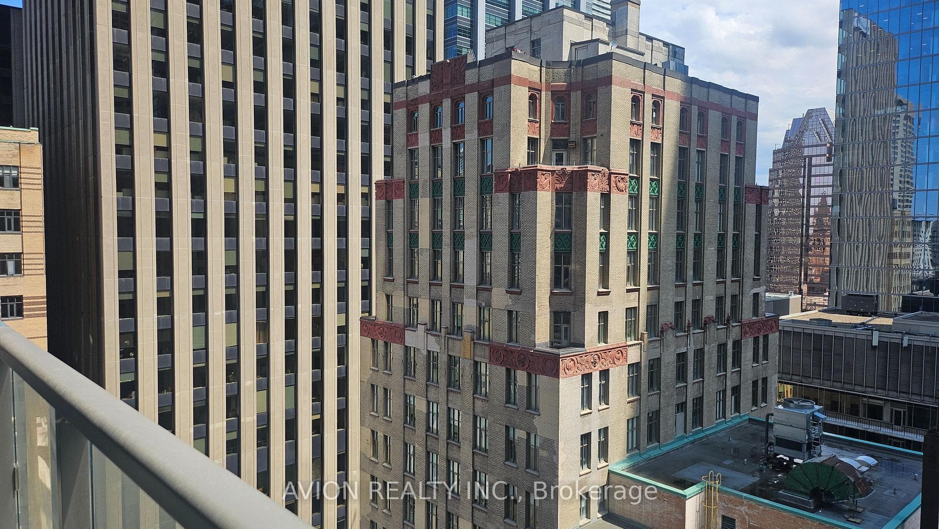 70 Temperance Street Unit 2105 photo 6