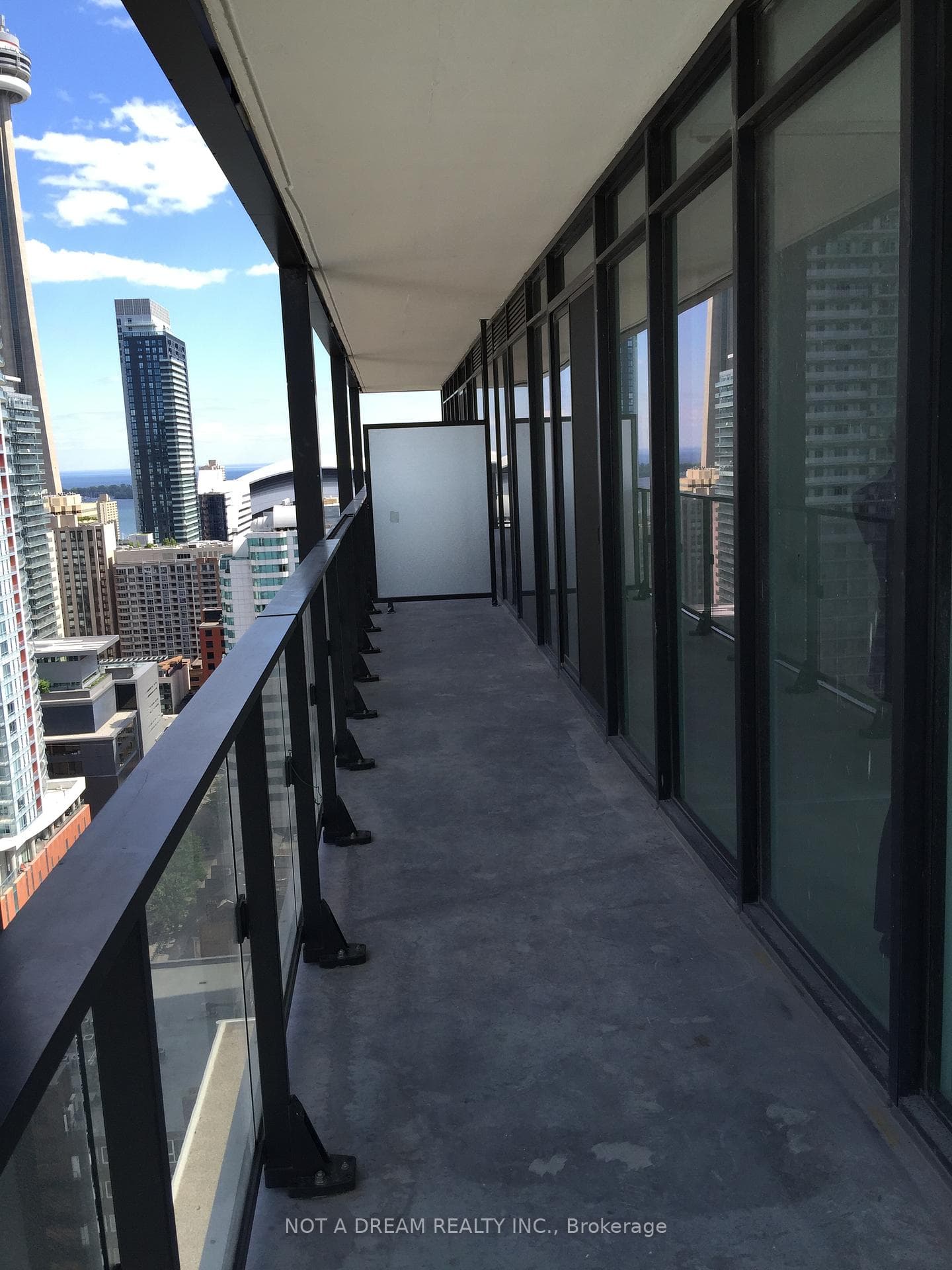125 Peter Street Unit 2408 photo 18