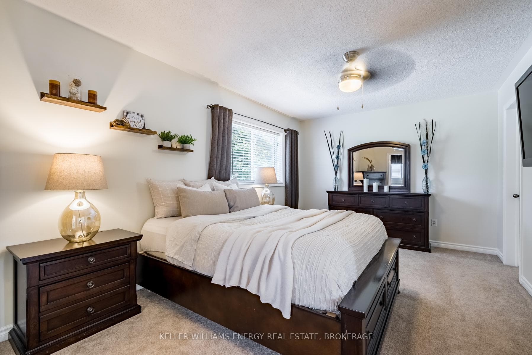 154 Harmer Drive photo 12