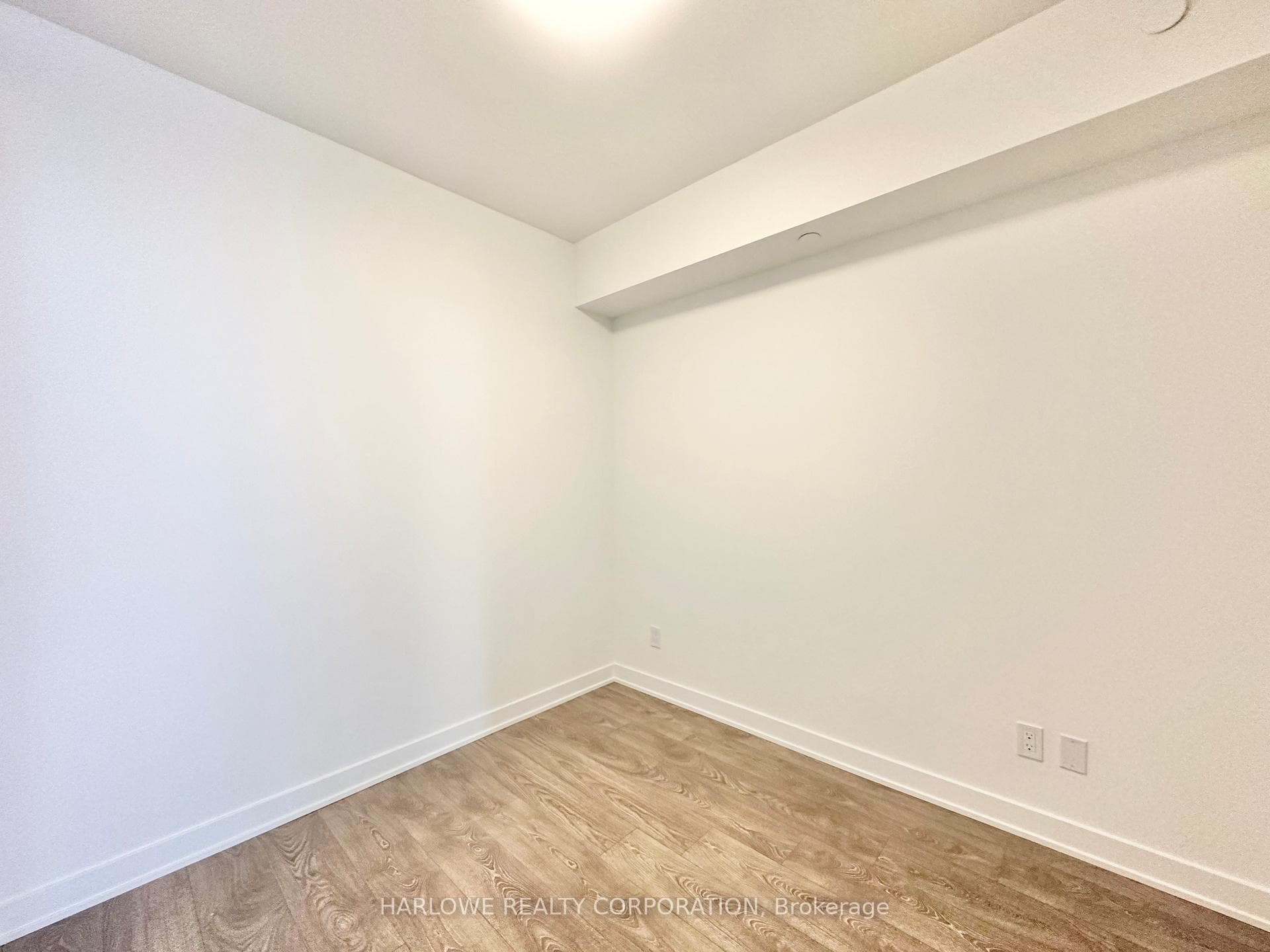 543 Richmond Street Unit 724 photo 5