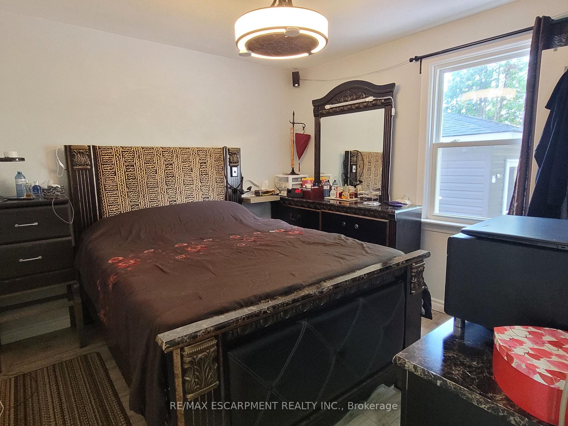 239 WEST 18TH Street photo 15