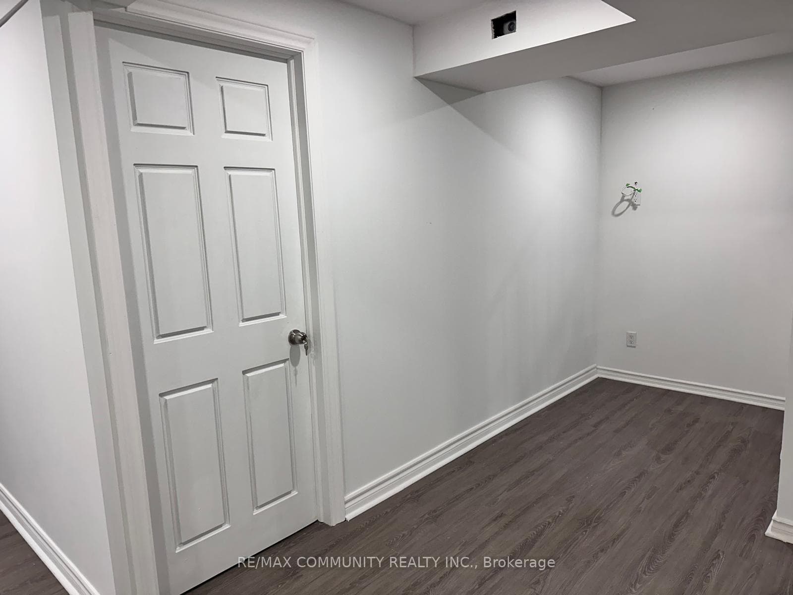 18 Hearth Place photo 11