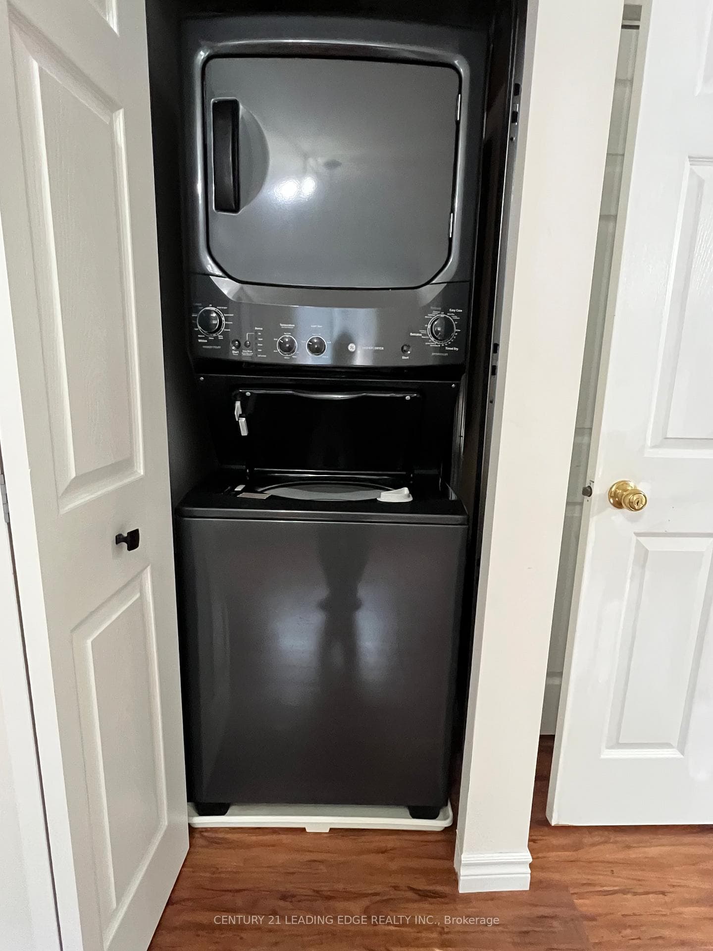 23 Dunsmore Lane Unit Upper photo 9