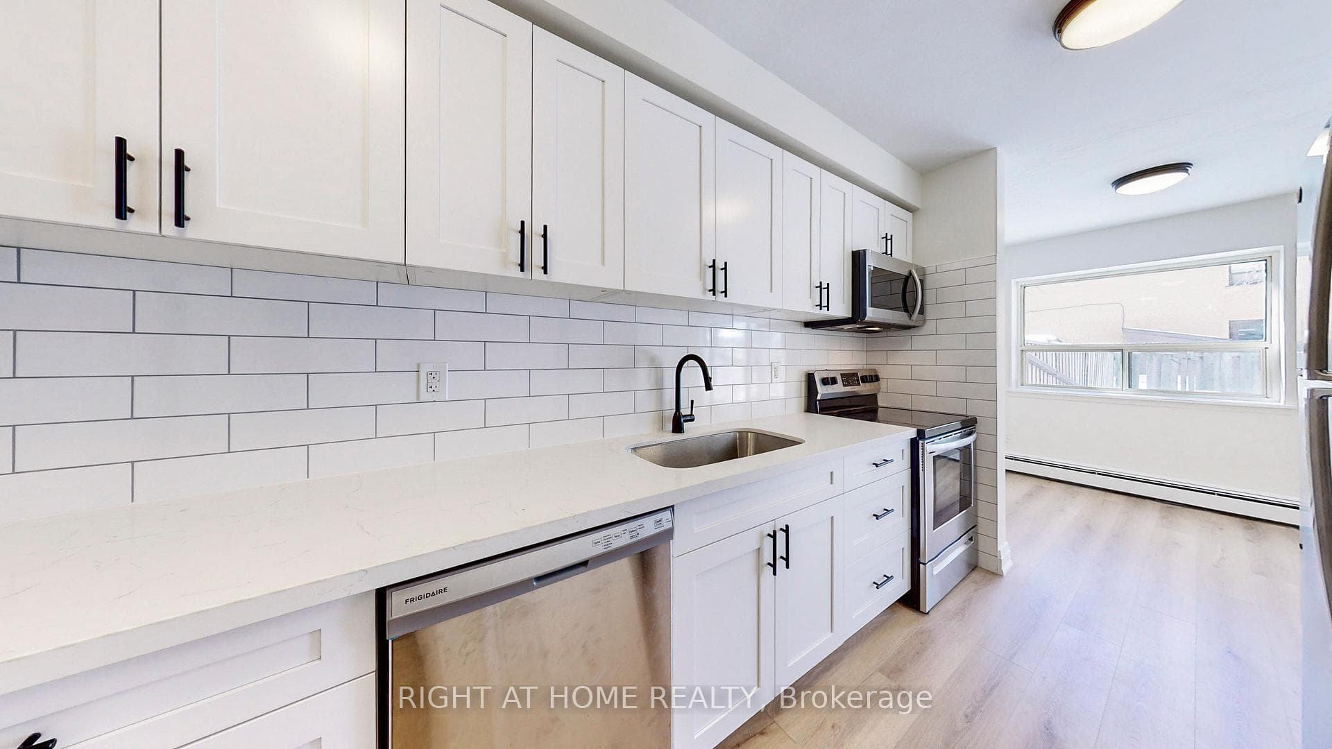 11 Sedgeley Drive Unit 28 photo 7
