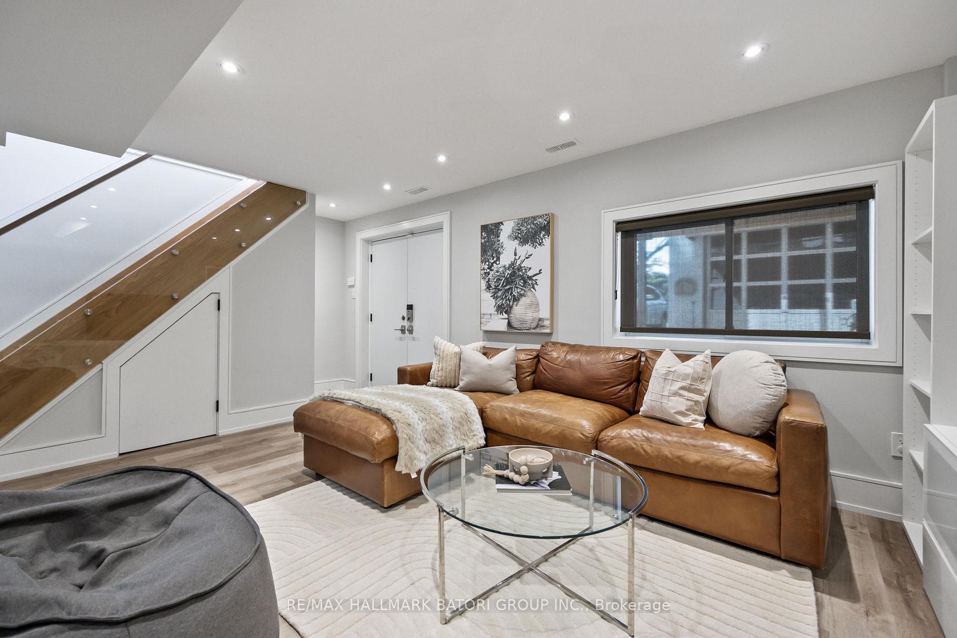 134 Edith Drive photo 29