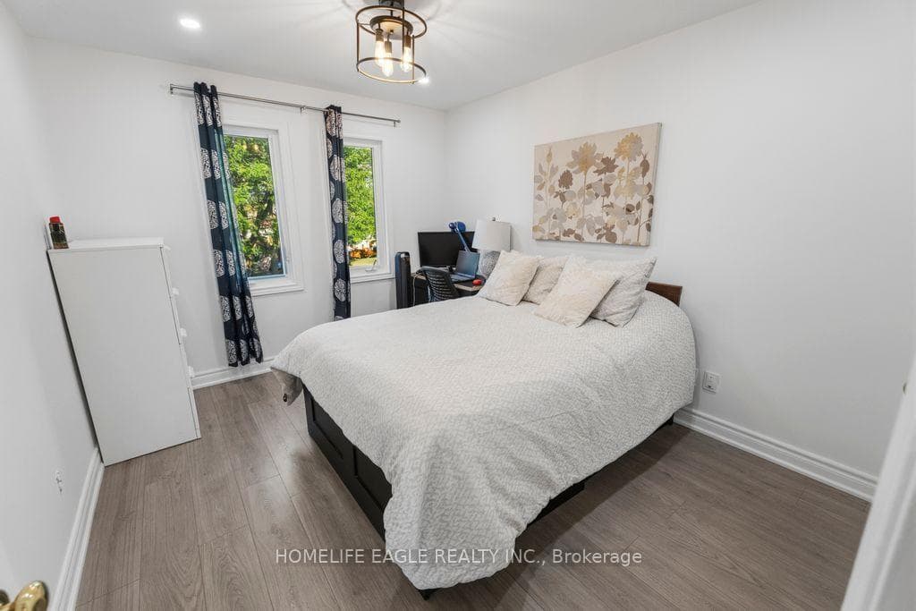 156 Heale Avenue photo 15