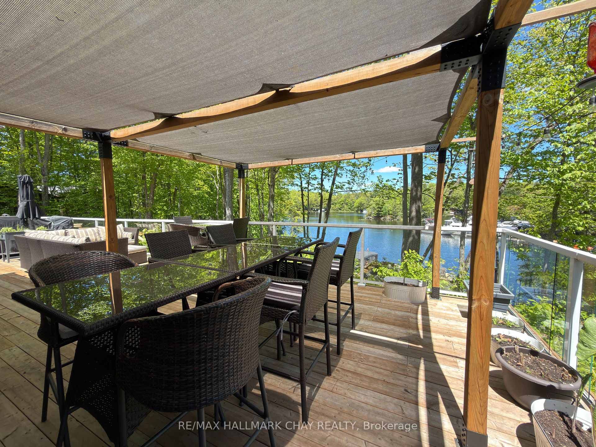 Shaded Pergola Outdoor Dining Space