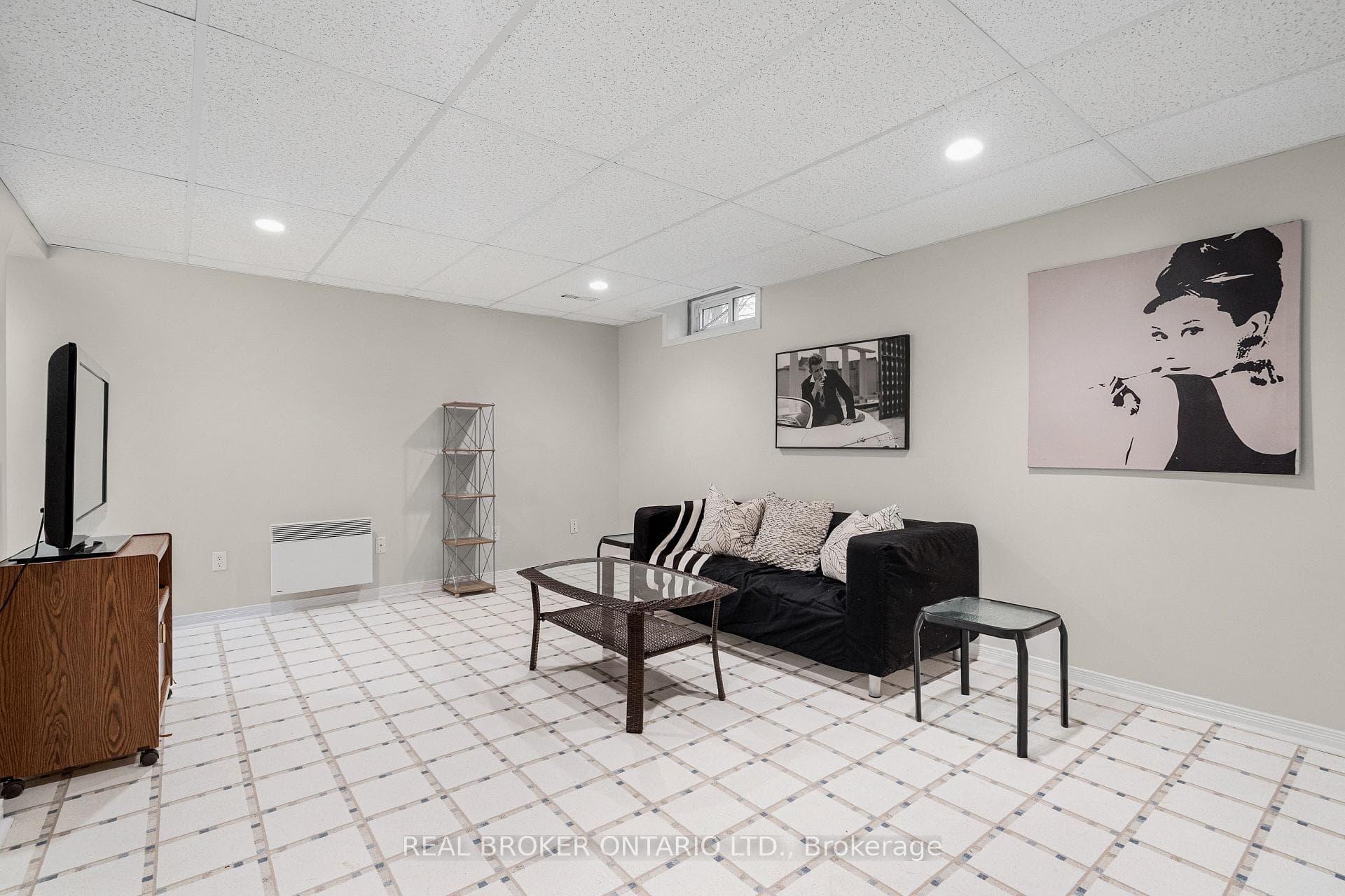 11 Melville Drive photo 37
