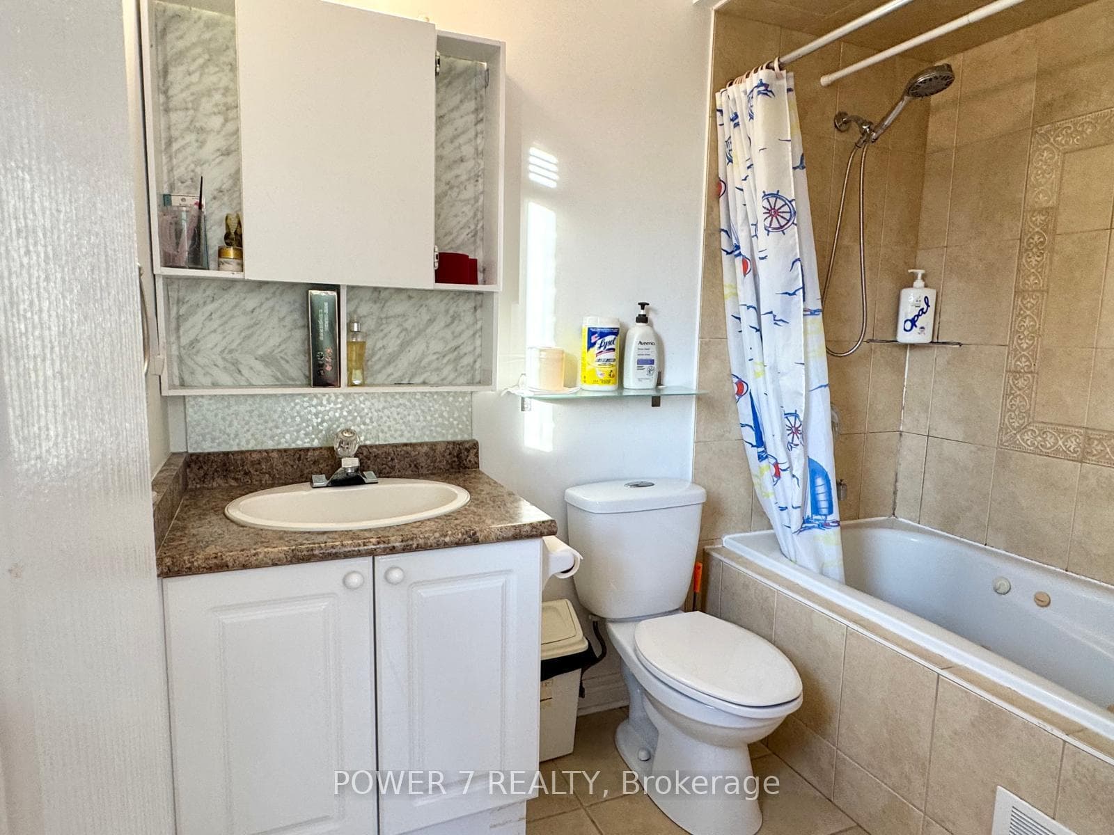 85B Maybourne Avenue photo 18