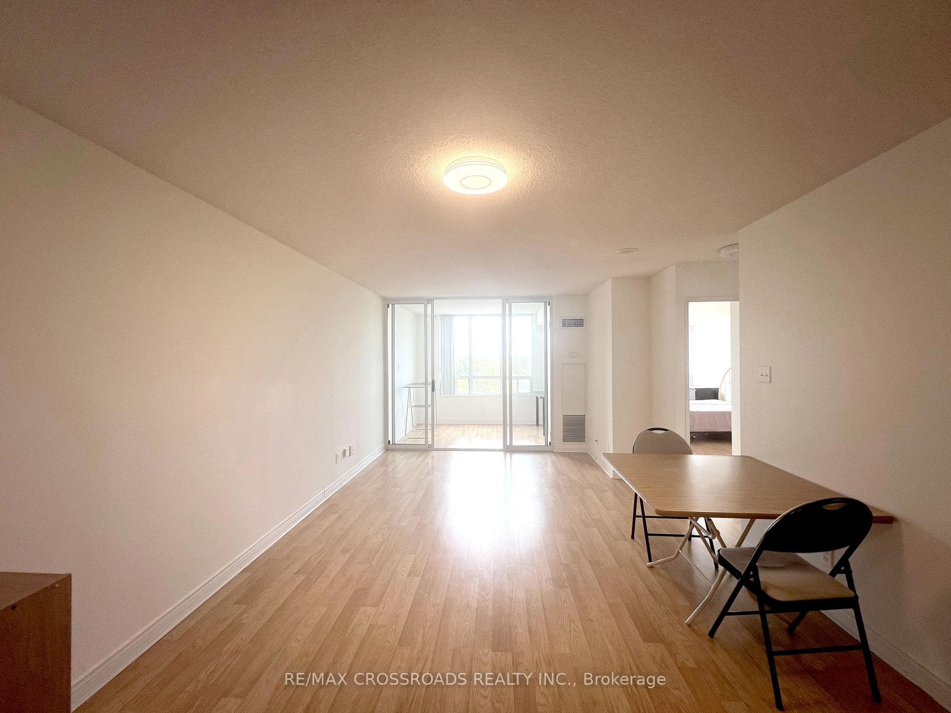 260 Doris Avenue Unit 1007 photo 9