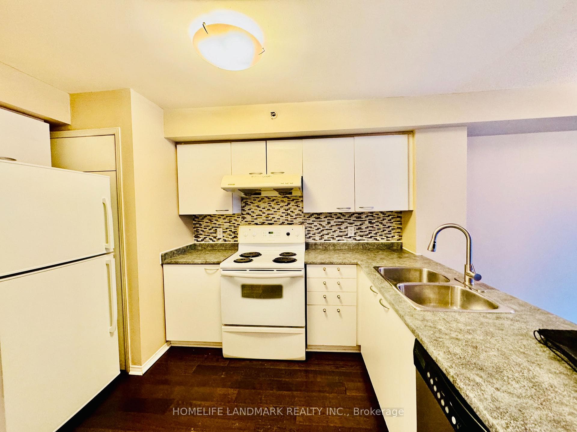 75 Weldrick Road Unit 837 photo 13