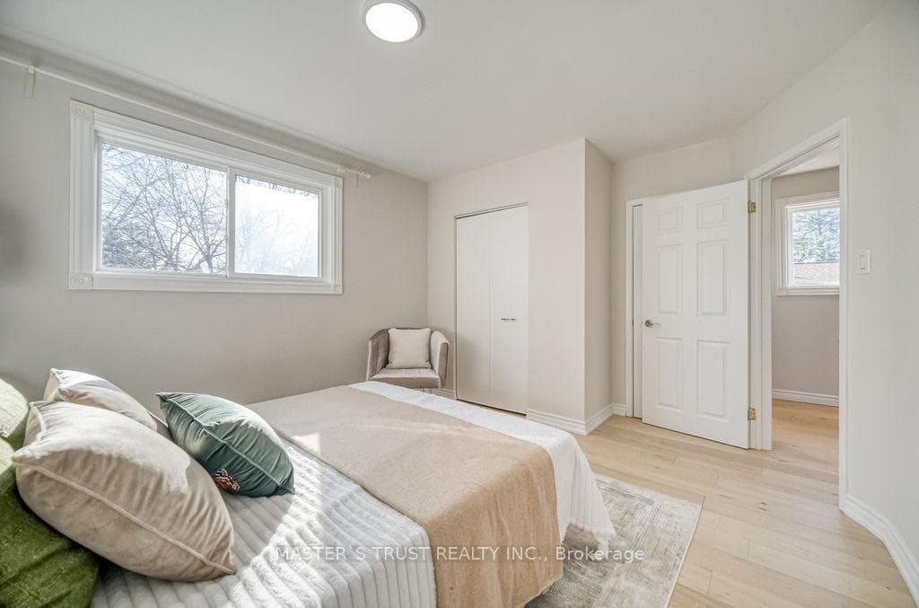 14 Houston Crescent Unit upper photo 15