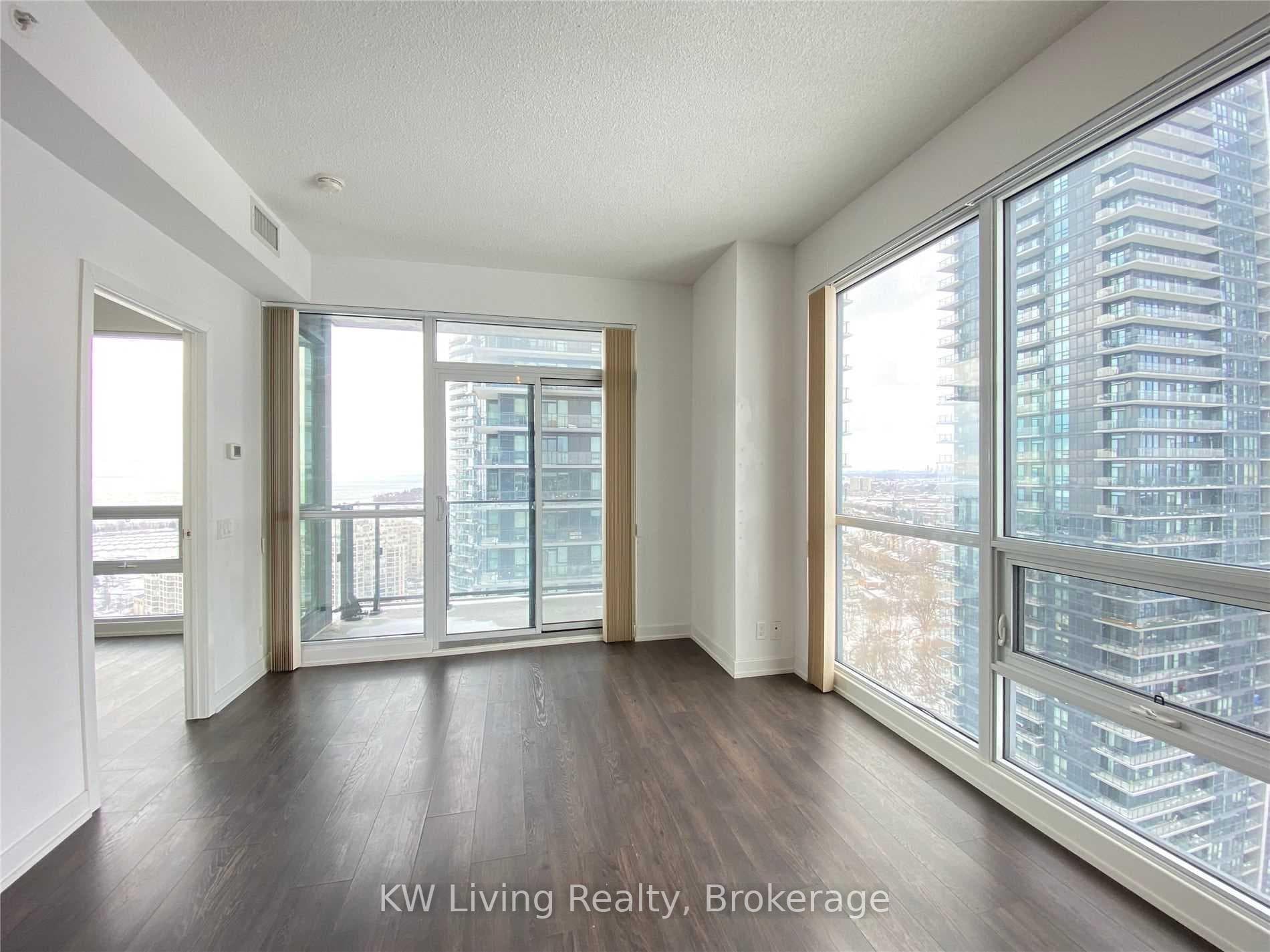 2200 Lakeshore Boulevard Unit 3004 photo 8