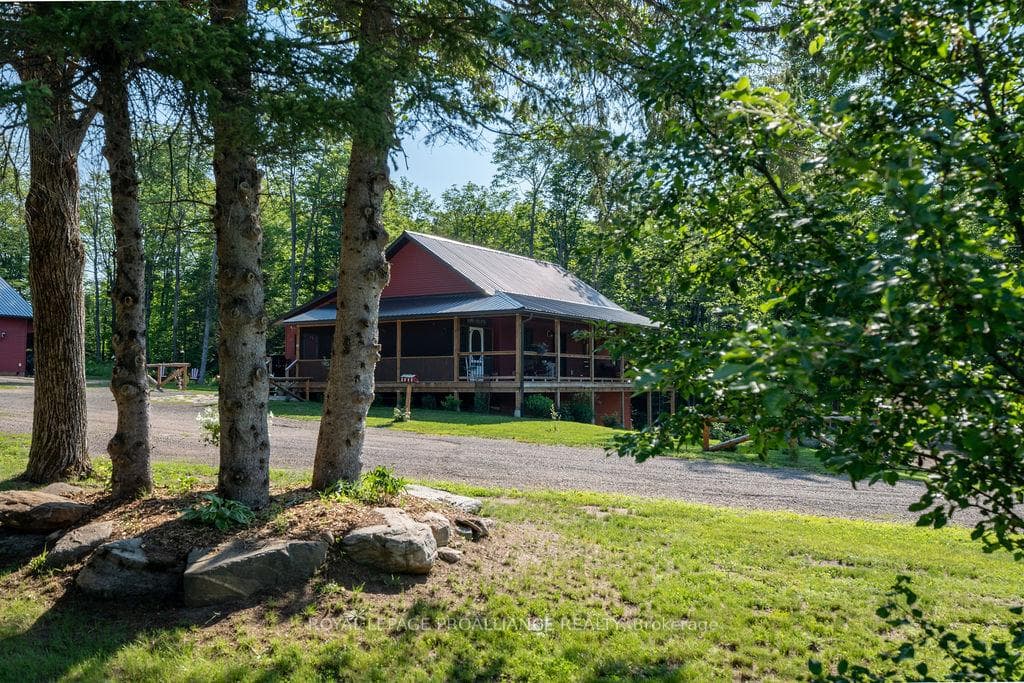 3627 Letterkenny Road photo 5