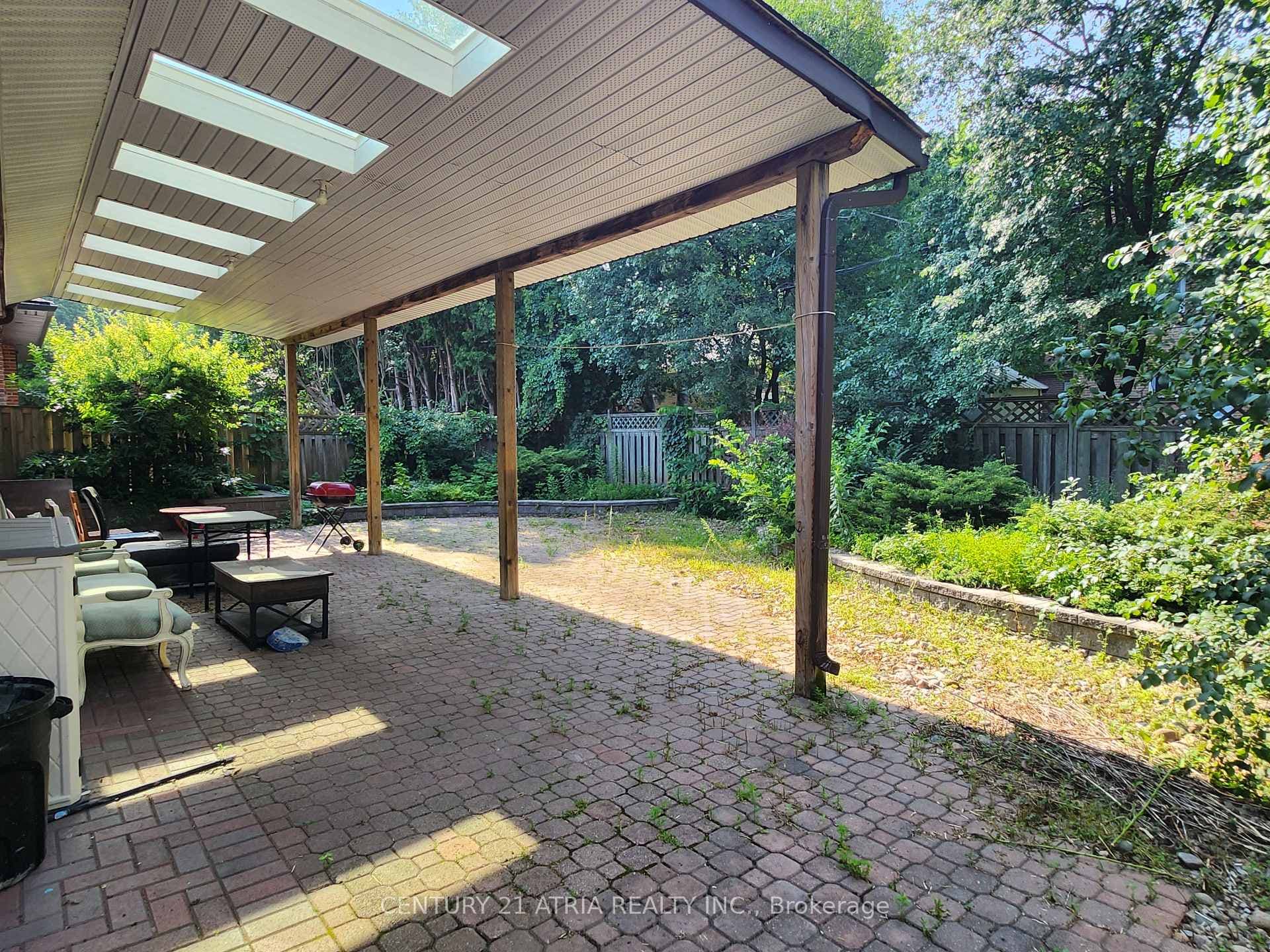 243 Harrygan Crescent photo 22