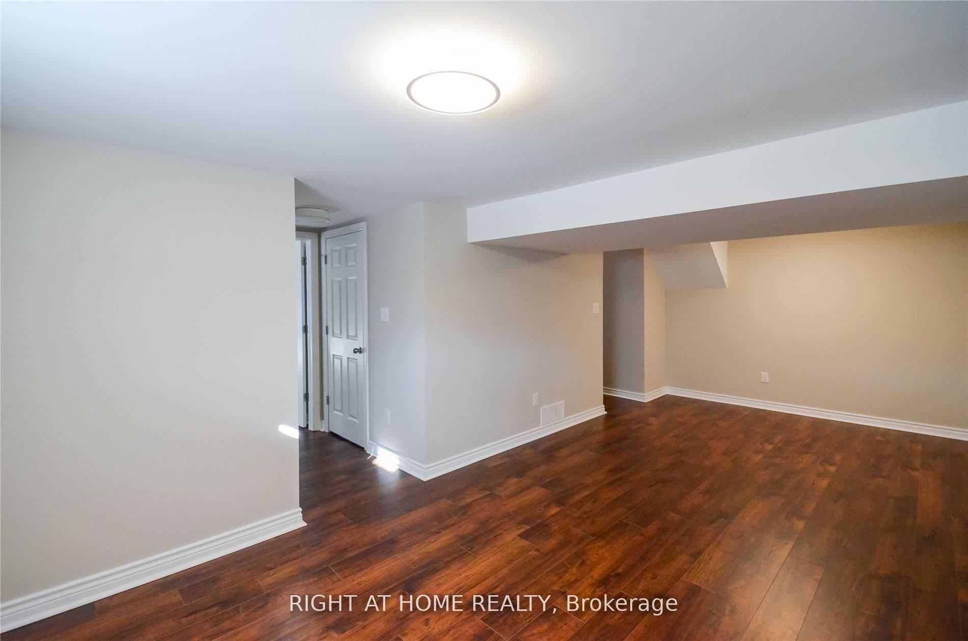 75 Gregory Road photo 4