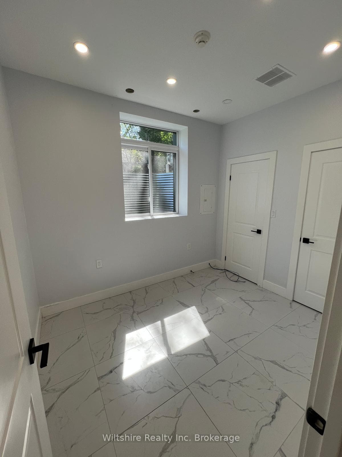 14 Glendale Drive Unit 5 photo 6