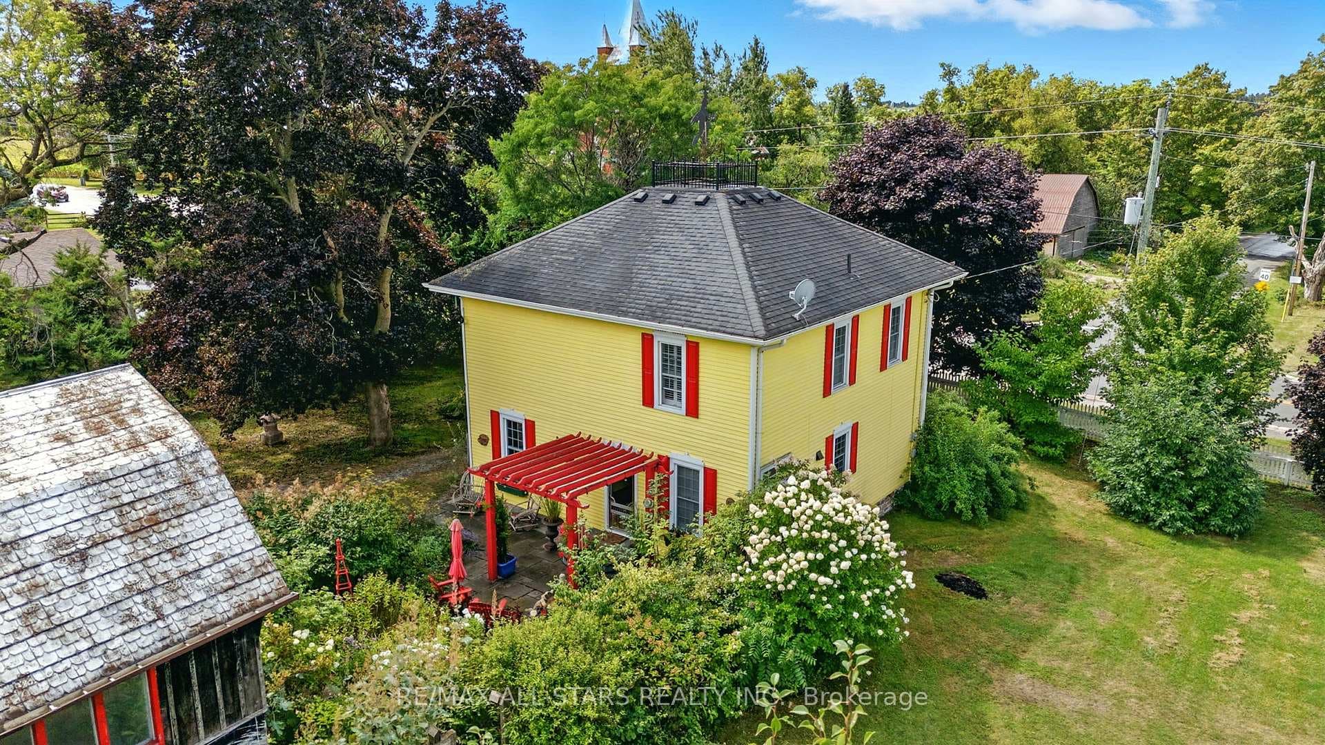 10987 Simcoe Street photo 27