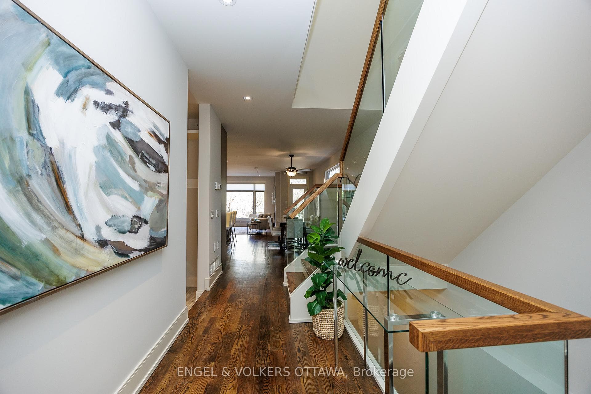 35 Newton Street photo 8