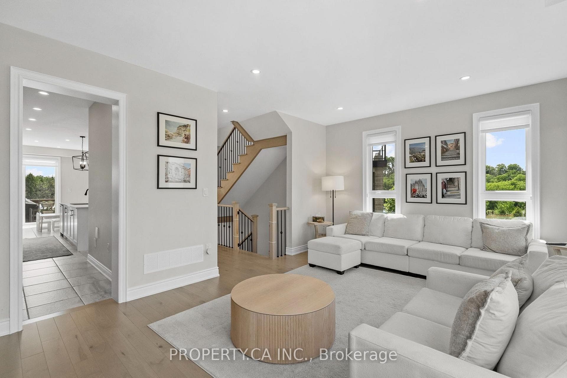 556 New England Court photo 5