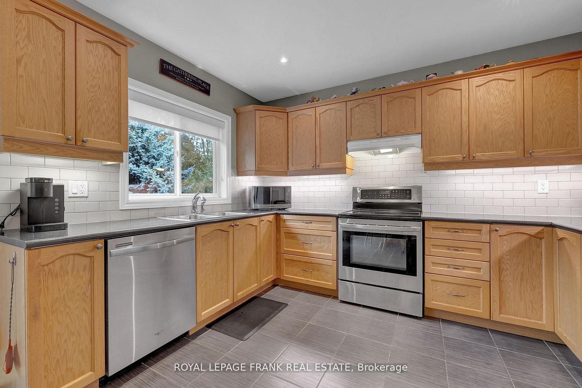 100 White Drive photo 8