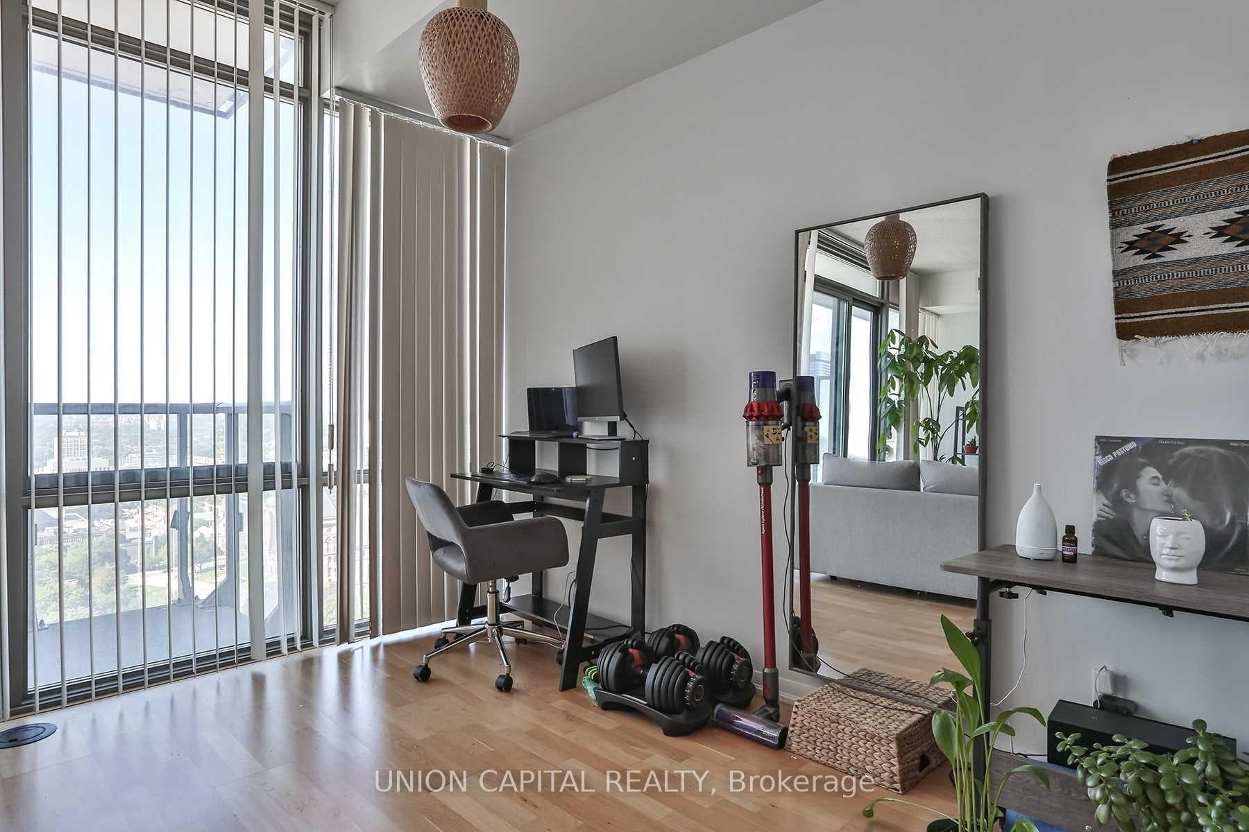 832 Bay Street Unit 2901 photo 8